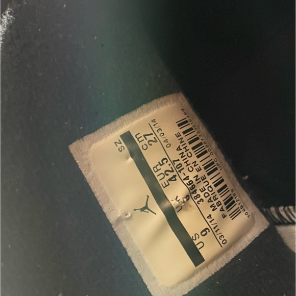 Jordan 6​ - Picture 6 of 6